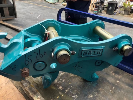 Ασφαλής Υψηλής αποτελεσματικότητας Excavator Quick Coupler, υδραυλική γρήγορη σύνδεση με καρφίτσες για γάτες hitachi komatsu sanny