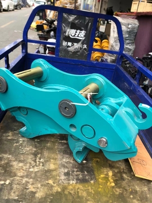 Ασφαλής Υψηλής αποτελεσματικότητας Excavator Quick Coupler, υδραυλική γρήγορη σύνδεση με καρφίτσες για γάτες hitachi komatsu sanny