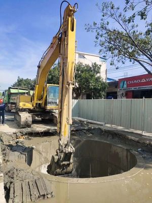Δυνατή απόδοση ανασκαφής Excavator Sliding Arm SH240 για το υπόγειο Jacking Tunnel 24T με αξεσουάρ
