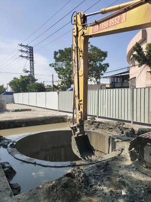 Δυνατή απόδοση ανασκαφής Excavator Sliding Arm SH240 για το υπόγειο Jacking Tunnel 24T με αξεσουάρ