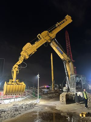 Υψηλής Ποιότητας Τηλεσκοπικός Βραχίονας 20 Μέτρων Τριών Τμημάτων με Κάδο Clamshell προς Πώληση